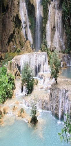 Kuang Si Wasserfälle bei Luang Prabang türkisblaue Wasserbecken
