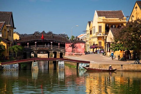 Japanische Bruecke Hoi An Vietnam - eines der Highlights einer Vietnamreise