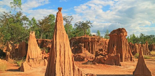 La Lu Felsformation im Ta Phraya Nationalpark