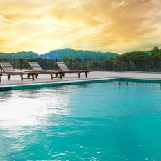 Oak Ray Regency