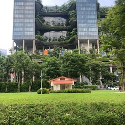 Parkroyal Collection Ecohotel in Singapur - World's Leading Green City Hotel - auch als Sehenswürdigkeit beeindruckend