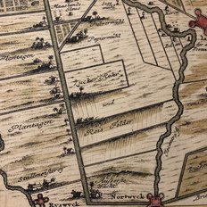 historische Landkarte aus der Kolonialzeit im Flur des Café Rode Winkel in Jakarta am großen Kanal