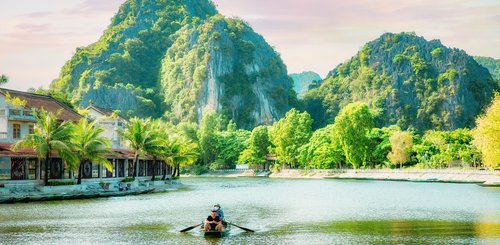 Ninh Binh Tam Coc trockene Halong Bucht 