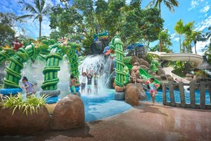 Penang Shangri La Golden Sands Splash Zone