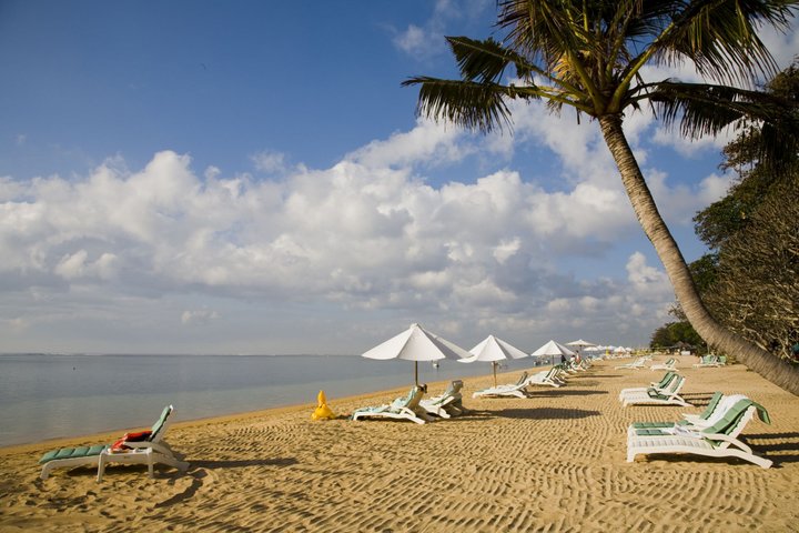Strand von Sanur auf Bali