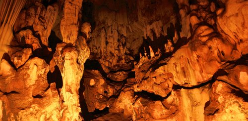 Buddhahöhle Kanchanburi Zentralthailand