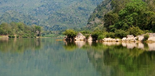 Szene am Nam Ou River Laos