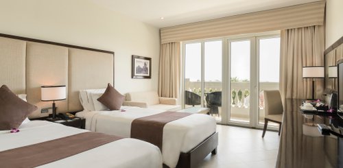 Boutique Hoi An Resort Superior Zimmer Fliesenboden Balkon