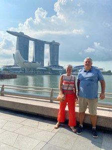 Zugvogeltouristik in Singapur unterwegs