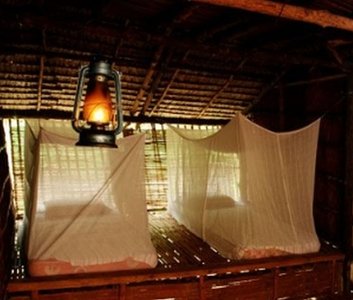 optionale Übernachtung im Langhaus der Iban