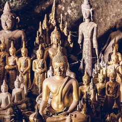 Anouvong, Ausflug zu den Pak Ou Höhlen Laos