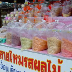 Ayutthaya Roti Sai Mai - süße Spezialität am Markt