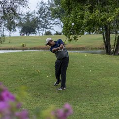 18 Loch Golfplatz Nexus Resort & Spa Karambunai