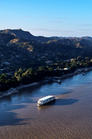 Paukan Cruise Kreuzfahrt in Myanmar am Irrawaddy und Chindwin