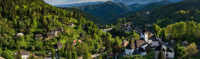 Spania Dolina (Herrengrund) - entzückendes Bergdorf, ehemalige Bergbaustadt für Kupferabbau © slovakia.travel