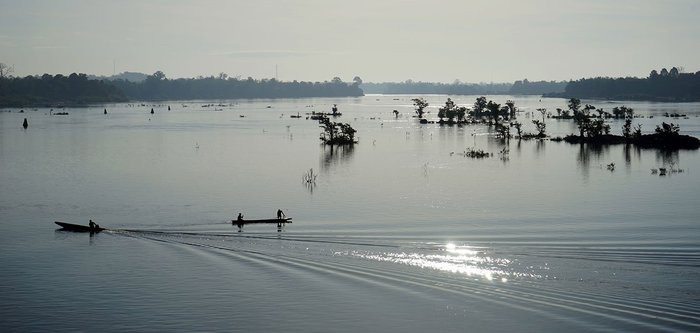 Boote am Mekong Laos