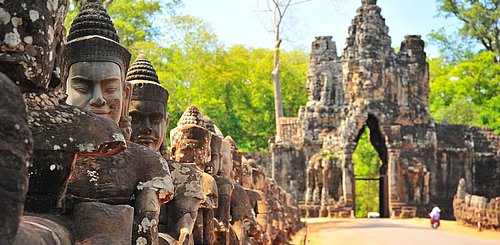 Steintor von Angkor Thom in Kambodscha