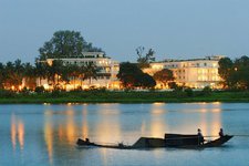 Hue La Residence am Perfume River Hue La Residence am Perfume River Vietnamreise Deluxe ehemalige Gouverneursresidenz