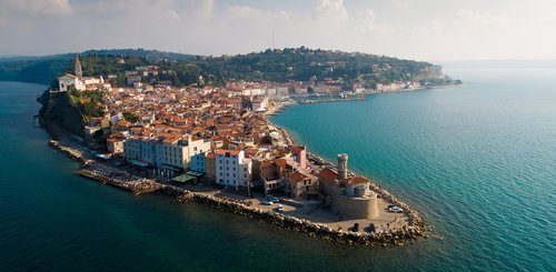 Halbinsel Piran mit Altstadt an der slowenischen Adria