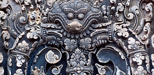 Die Reliefs des Banteay Srey Tempel zählen zu den schönsten Werken der Khmerkunst von Angkor in Kambodscha