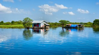 Hausboot am Tonle Sap See