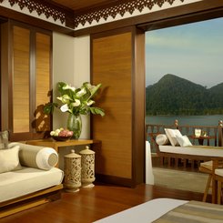 Pangkor Laut Resort Hill Villa innen