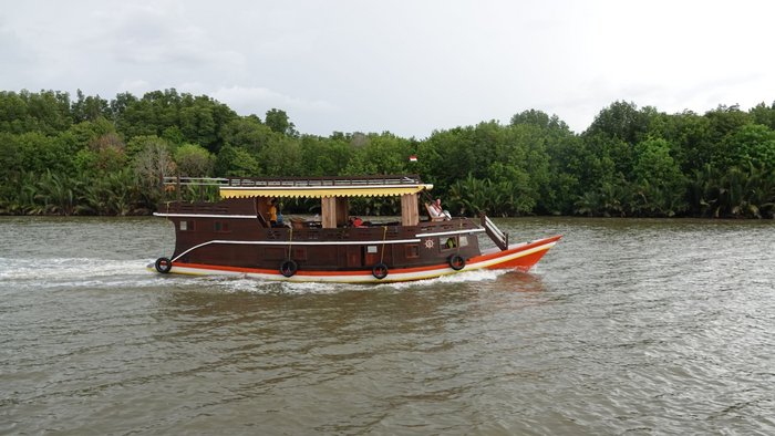 Borneo Hausboot - ein "Klotok" - am Kumairiver