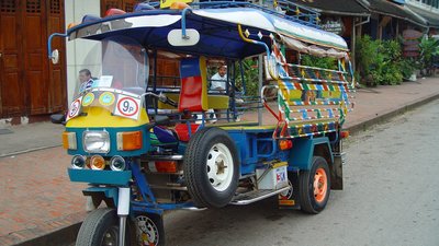 Motorradrikscha oder Khmer Tuk Tuk - ein Klassiker für das Sightseeing, auch per Smartphoneapp zu buchen