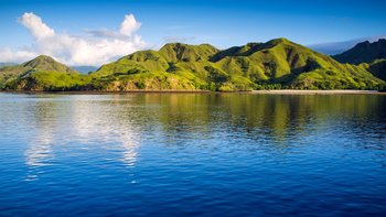 Komodo Nationalpark Küstenlandschaft Indonesien