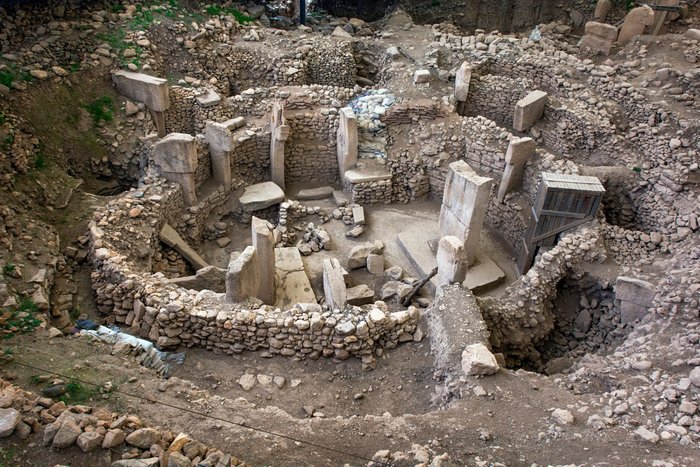 Besuchen Sie die Ausgrabung von Göbeklitepe mit Studienreise der ARGE Archäologie