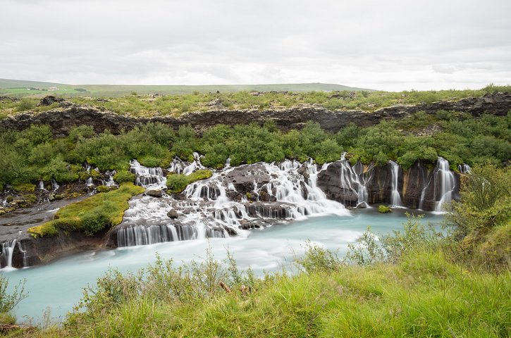 Hraunfossar Wasserfall Island