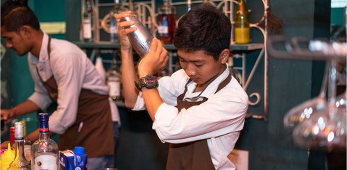 Pou Kitchen und Cafe - eines der Lokale in dem Sie authentisch zu Mittag essen