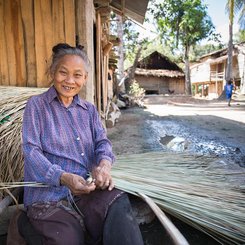 Luangsay Cruise Dorf der Khmu