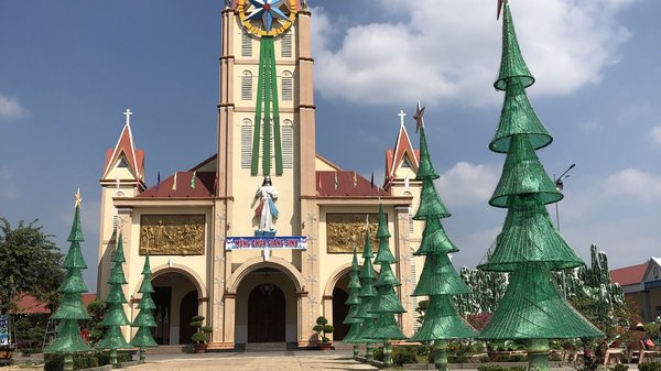 Kirche am Weg von Saigon nach Mui Ne | Vietnam Kirche am Weg von Saigon nach Mui Ne | Vietnam