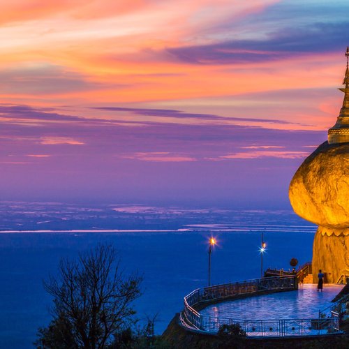 Golden Rock Pilgerstätte in Myanmar