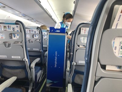 nur auf einem der Inlandsflüge mit Bangkok Airways gab es freie Sitzplätze im Flugzeug