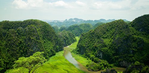 Ninh Binh "Trockene Halongbucht" - Reisfelder, Kalkformationen Vietnam