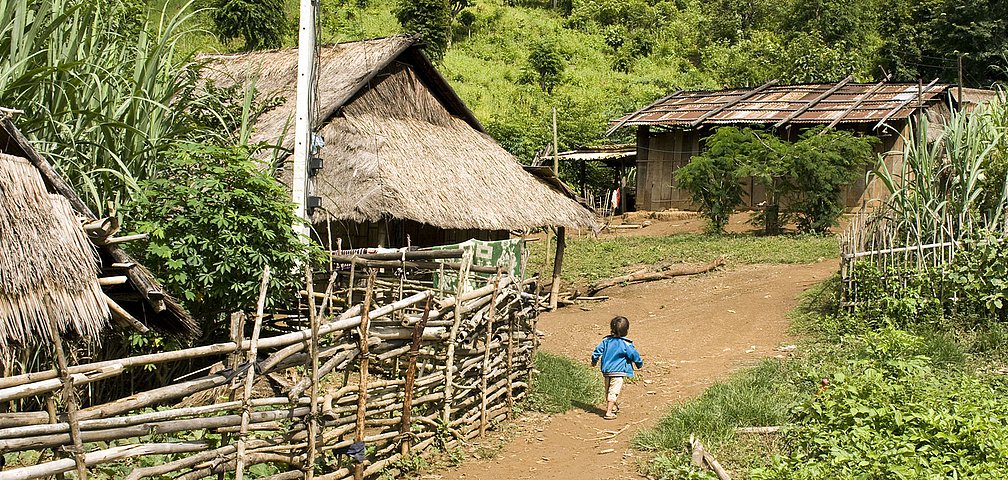 Wanderungen zu typischen Dörfern um Nong Khiaw