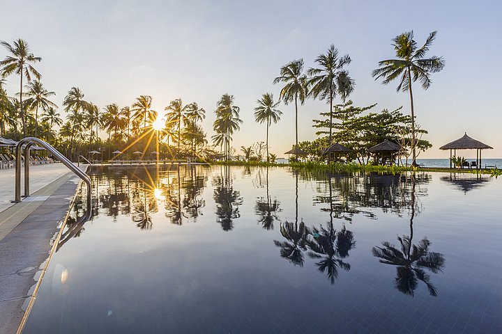 Kantary Beach Hotel Khao Lak Pool