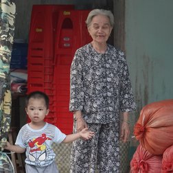 im Dorf beim Ausflug im Dorf beim Ausflug