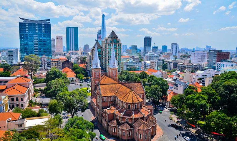 Notre Dame in Saigon. Fixpunkt der Citytour beim Angebot Südvietnam
