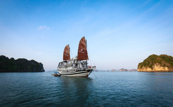 V Spirit Classic Kreuzfahrt in der Halongbucht Vietnam Indochina